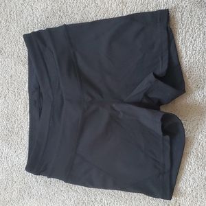 Manduka shorts